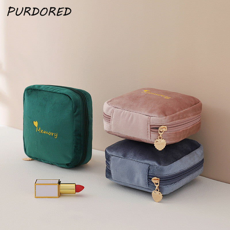 Velvet Lipstick & Touch-Up Pouch