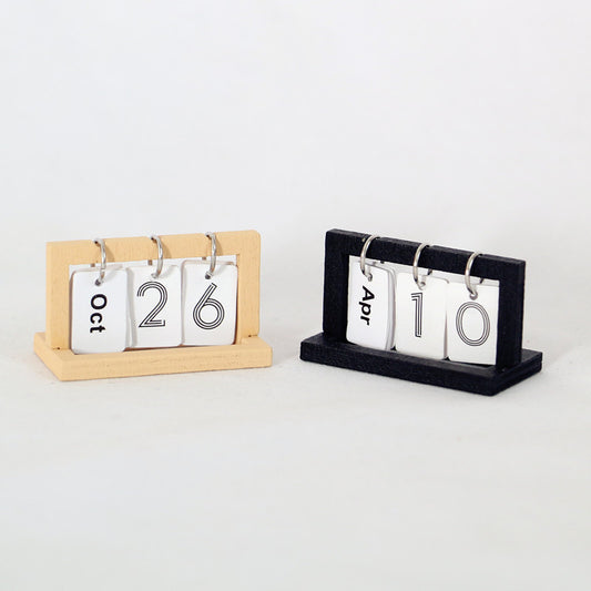 Miniature Desk Calendar