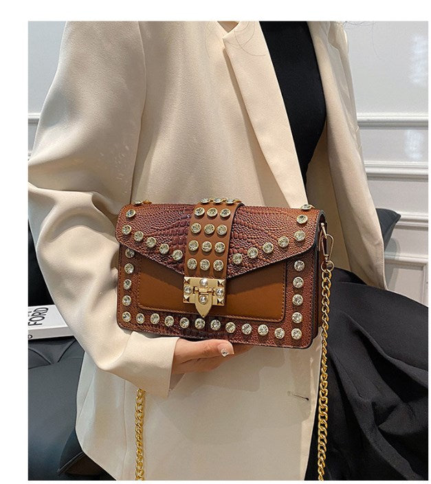 Classic Chain Shoulder Bag