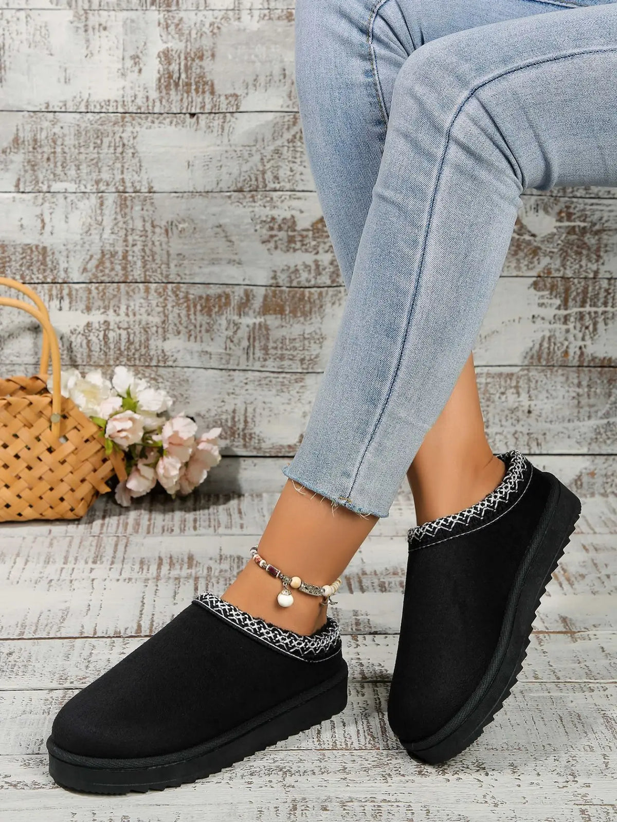 Snow Boots Women Winter New Cashmere Warm Thick Soles Without Heel-covered Hair Half Slipper Cotton Shoes Cashmere Warm Boots
