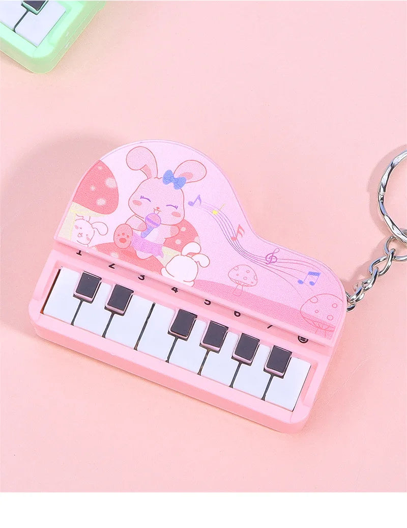Mini Desktop Piano Keychain Cute Music Game Machine Colorful Bag Pendant Children's Educational Toy Easter Gift