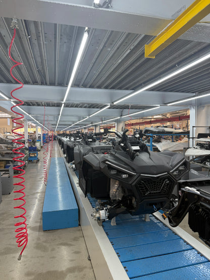 Adults Snowmobile Motorized Snow Mobile Sled Winter Outdoor Sports Ski Resort Entertainment Snow Scooter Sleigh