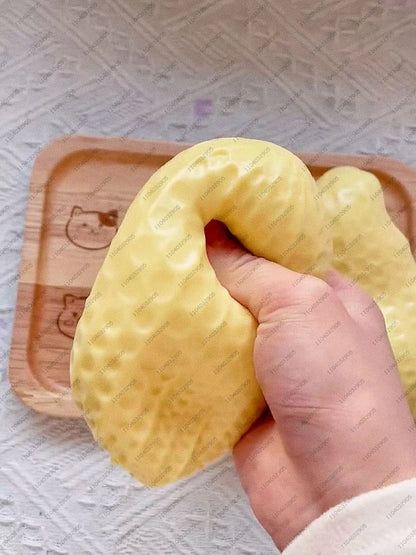 Crunchy Peanut Squishy – Food-Shaped Sensory Fidget