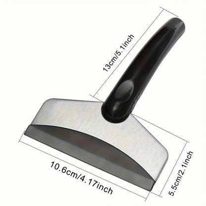 2pc uses this car snow removal shovel to solve the problem of car snow making. Car de icing and snow removal device