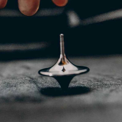 Metal Gyro Spinner – Silver Fingertip Spinning Top