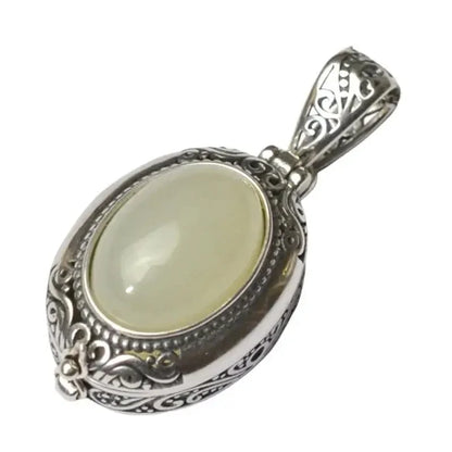 Can Open Bronze Mirror Box Pendant Women\'s Charm Retro Necklace Exquisite Handicrafts Oval Imitation Jade Jewelry Birthday Gift