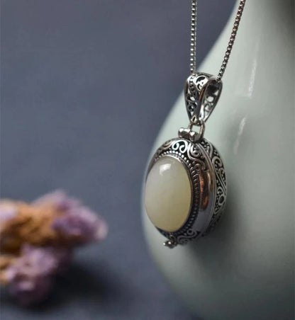 Can Open Bronze Mirror Box Pendant Women\'s Charm Retro Necklace Exquisite Handicrafts Oval Imitation Jade Jewelry Birthday Gift