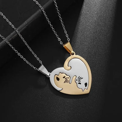 Can Open Bronze Mirror Box Pendant Women\'s Charm Retro Necklace Exquisite Handicrafts Oval Imitation Jade Jewelry Birthday Gift
