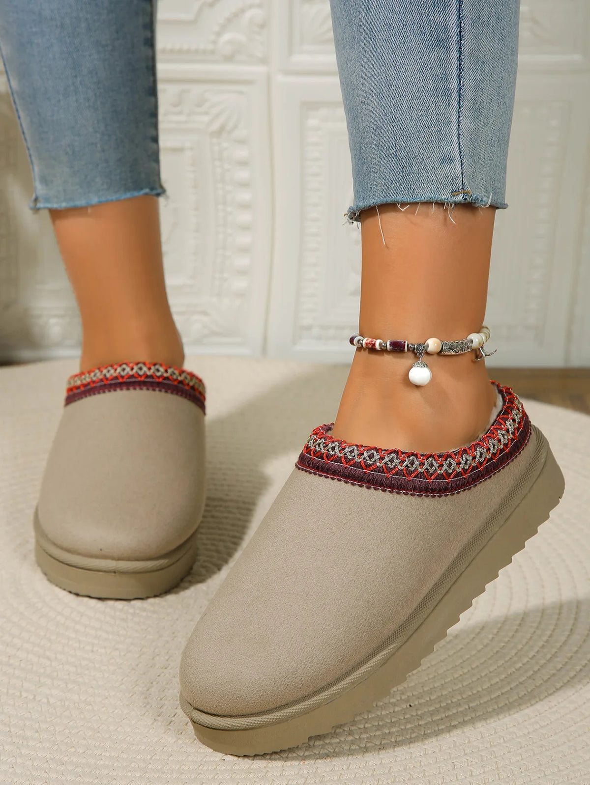 Snow Boots Women Winter New Cashmere Warm Thick Soles Without Heel-covered Hair Half Slipper Cotton Shoes Cashmere Warm Boots