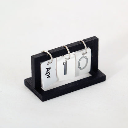 Miniature Desk Calendar